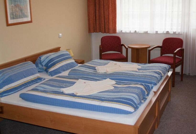 标准间, Resort Stein