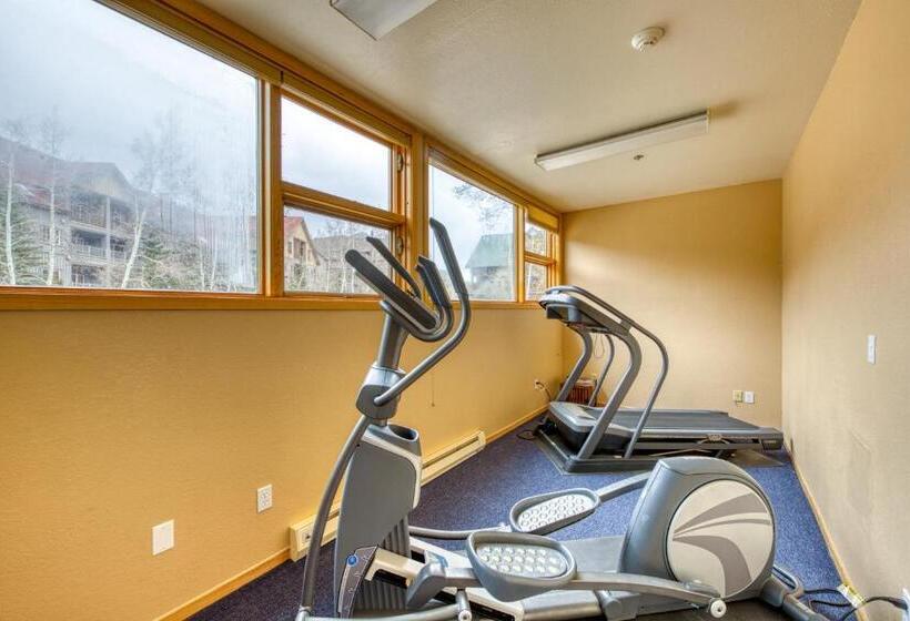 דירת חדר, River Bank Lodge