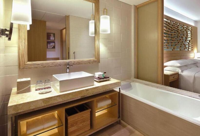 キングサイズベッドのデラックスルーム, Sheraton Sanya Haitang Bay Resort