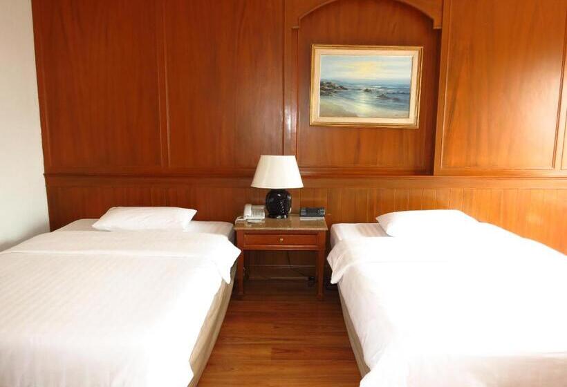 豪华房间, Sirin Hotel Hua Hin