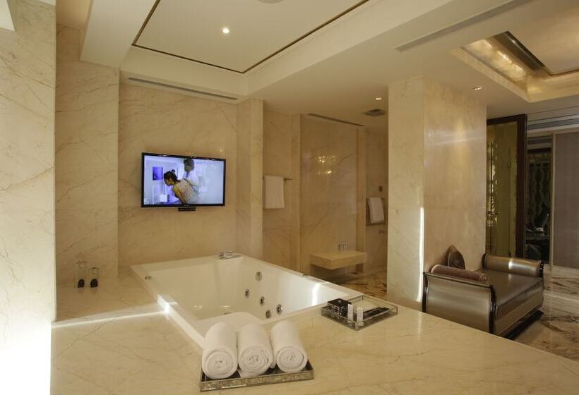 سوئیت پرزیدنت, The St. Regis Mumbai