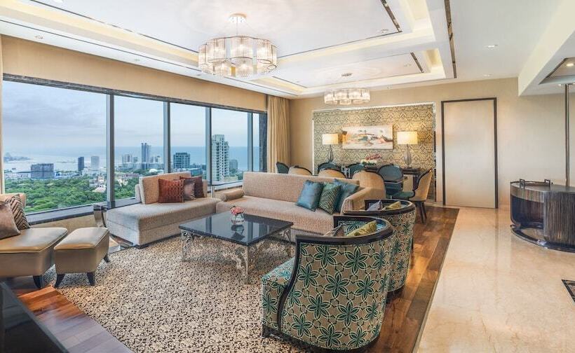سوئیت با تخت بزرگ, The St. Regis Mumbai