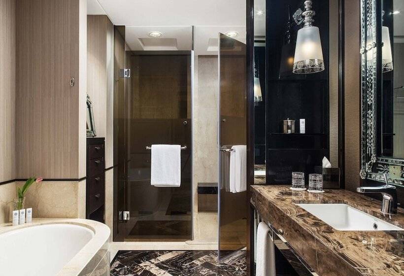 آپارتمان 1 خوابه با چشم‌انداز, The St. Regis Mumbai