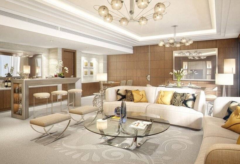 1 Bedroom Apartment City View, The St. Regis Mumbai