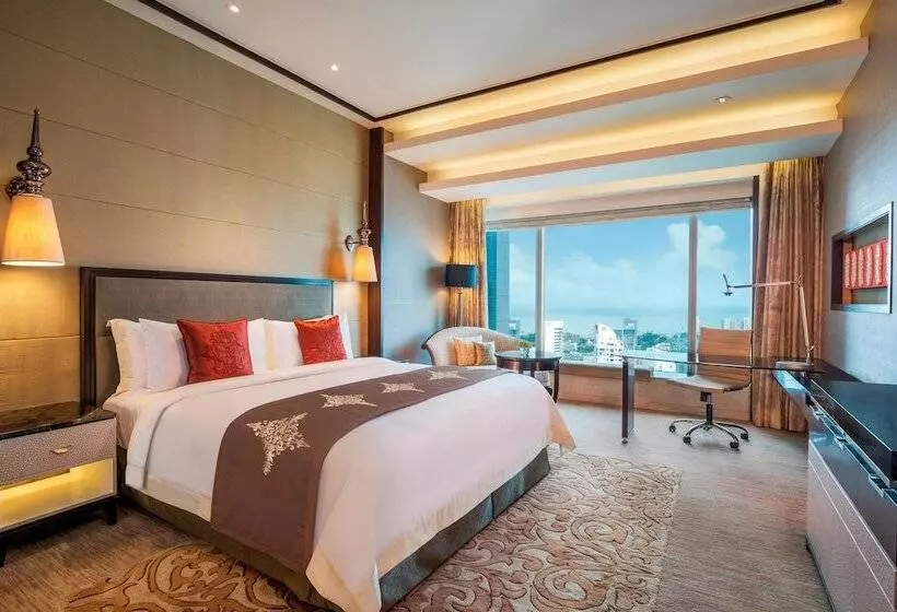 1 Bedroom Apartment City View, The St. Regis Mumbai