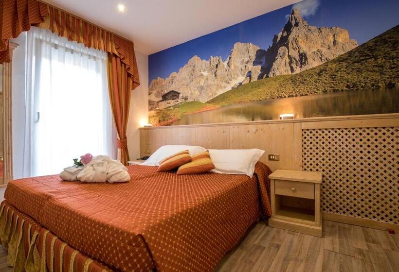 חדר סטנדרט, Touring