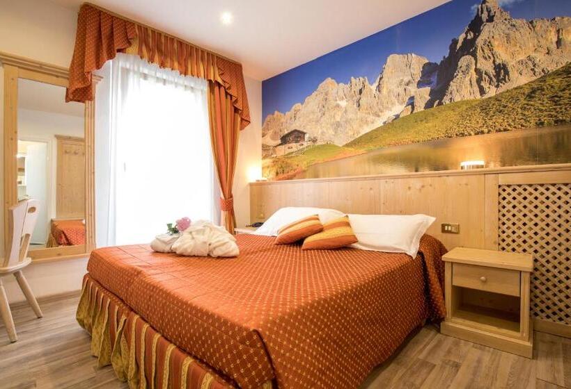 חדר סטנדרט, Touring