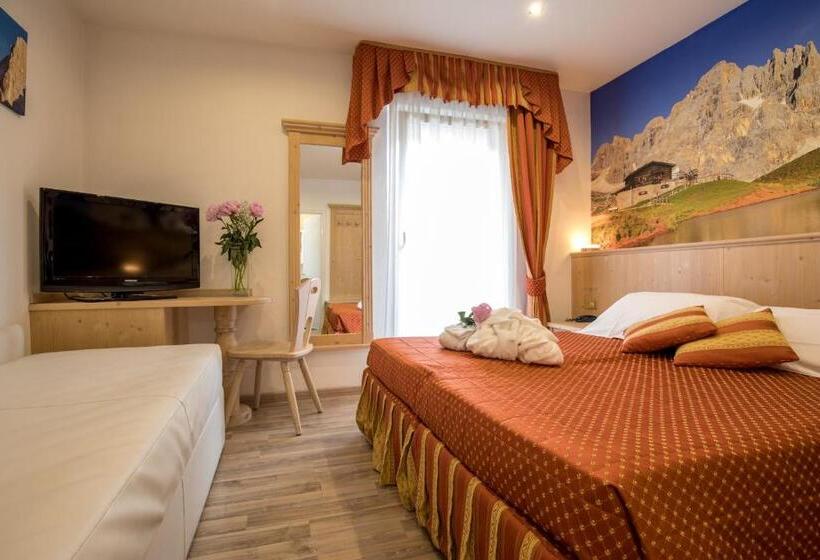 חדר סטנדרט, Touring