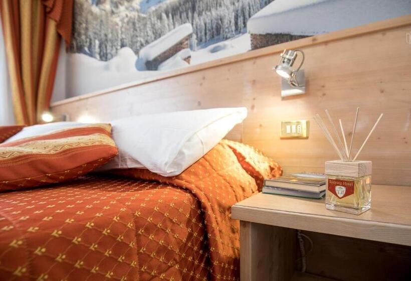 חדר סטנדרט, Touring