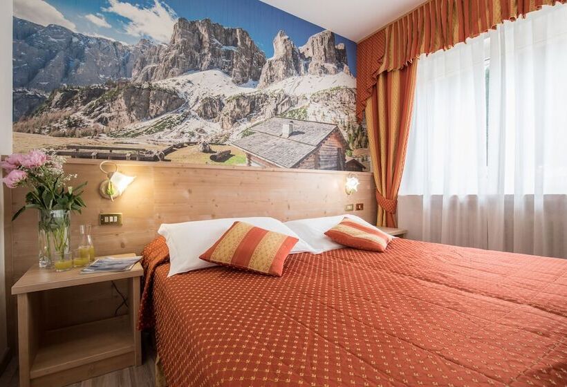 חדר סטנדרט, Touring