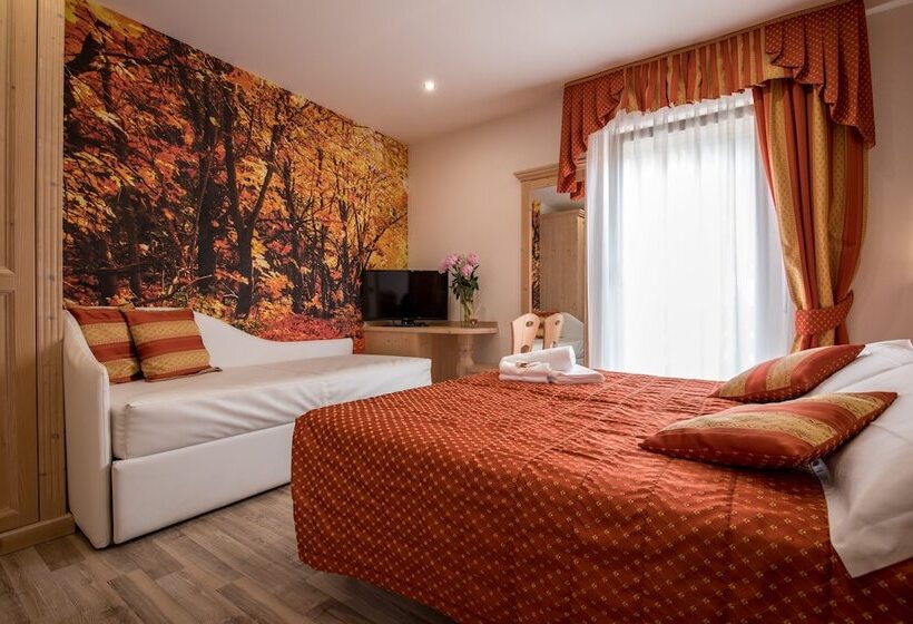 חדר סטנדרט, Touring