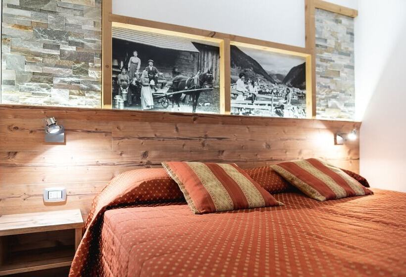 חדר סטנדרט לארבעה, Touring