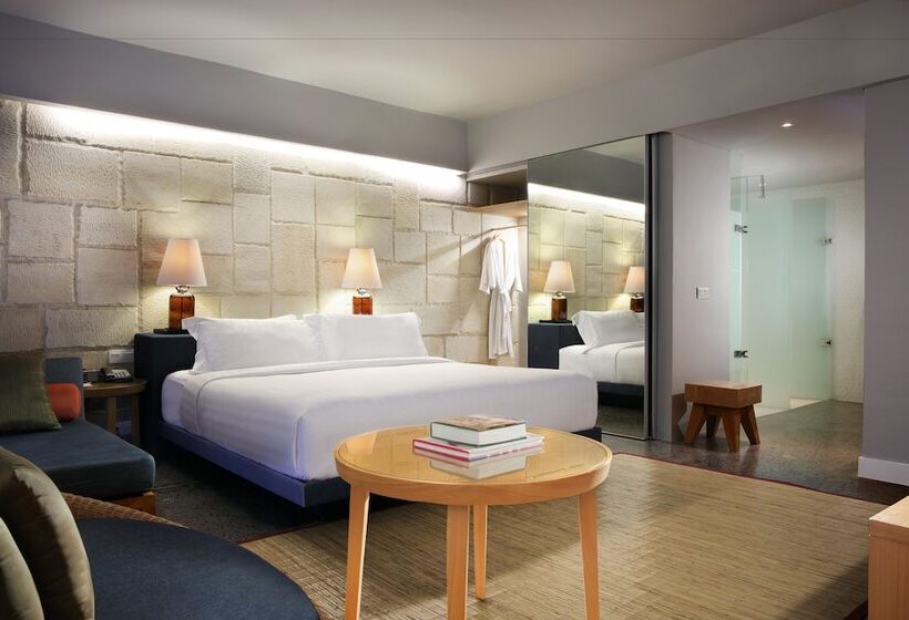 스위트, Cross Paasha Bali Seminyak