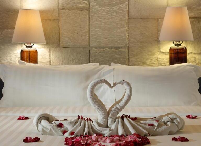 スイート, Cross Paasha Bali Seminyak