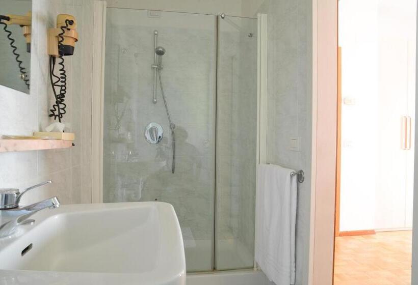 스탠다드 발코니 룸, Venezia