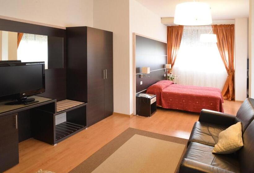 디럭스 4인 룸, Venezia