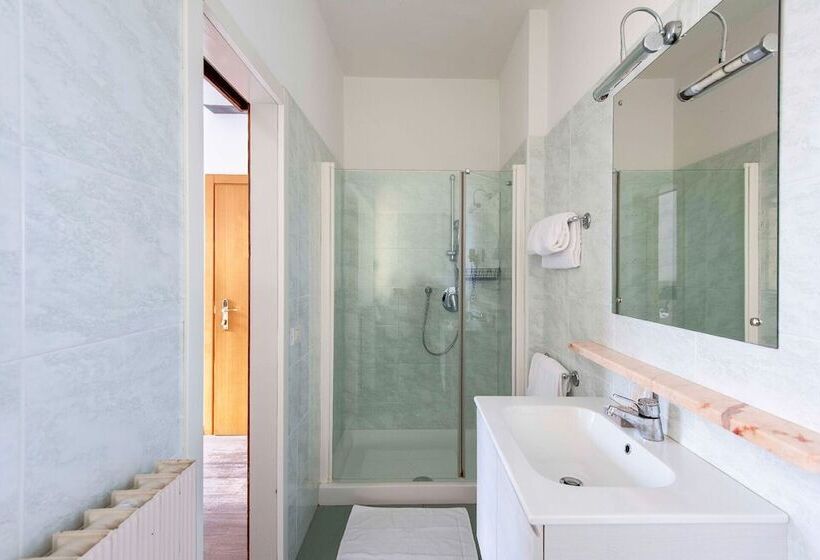 스탠다드 발코니 룸, Venezia