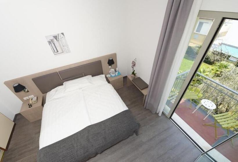 스탠다드 발코니 룸, Venezia