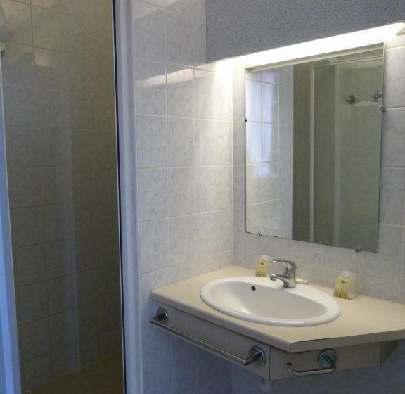 اتاق اکونومی, Hôtel Restaurant   Villa Les Sirènes