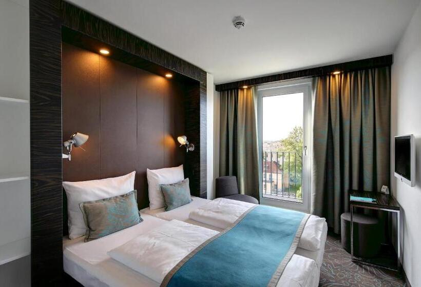 带大床的标准间, Motel One Rostock