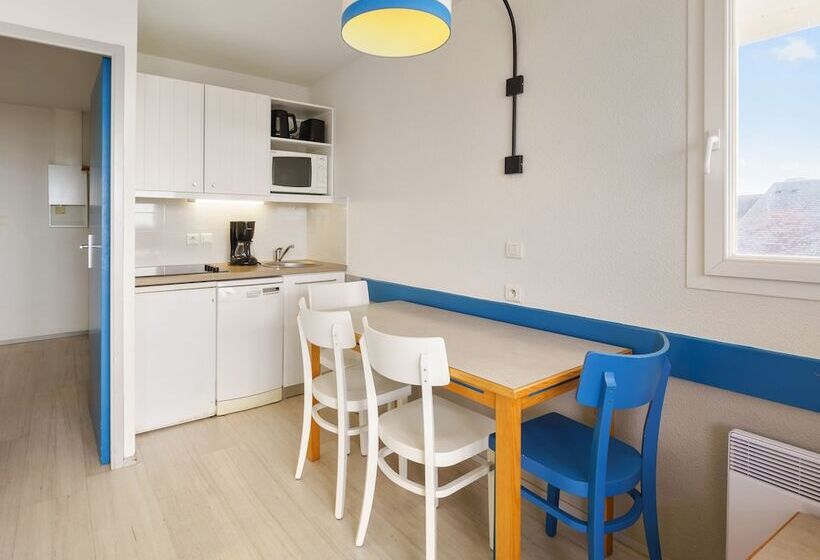 סטודיו סטנדרטי עם נוף לים ומרפסת, Residence Pierre & Vacances La Corniche De La Plage