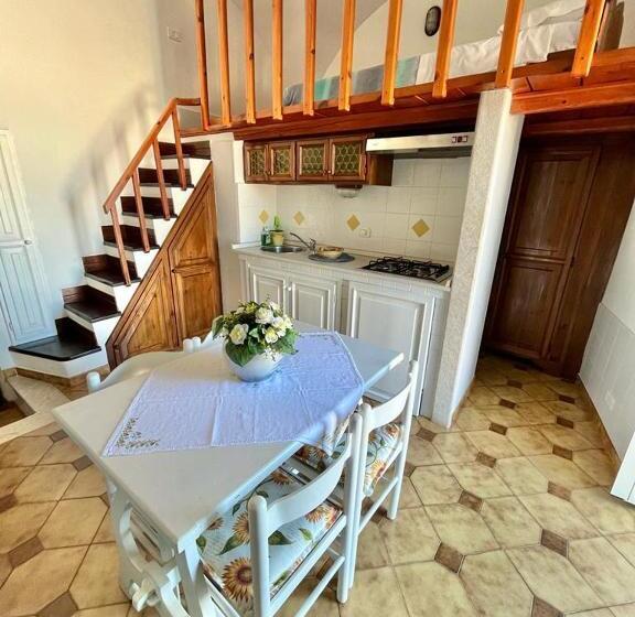 海景标准带阳台一室公寓, Florenza Residence