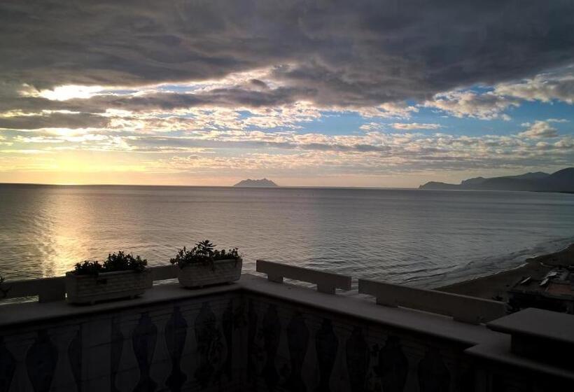 豪华两卧室公寓, Florenza Residence