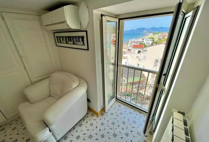 آپارتمان 2 خوابه با چشم‌انداز دریا, Florenza Residence