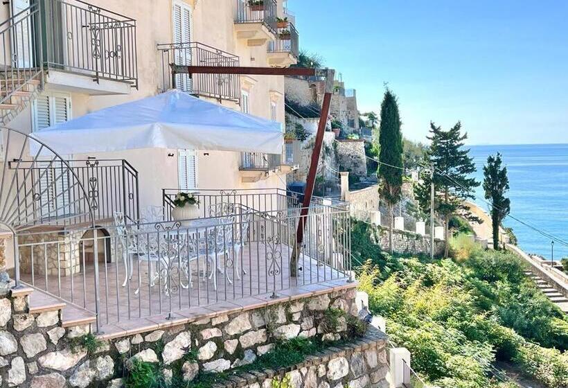 带2个卧室带海景的公寓, Florenza Residence