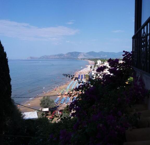 带2个卧室带海景的公寓, Florenza Residence