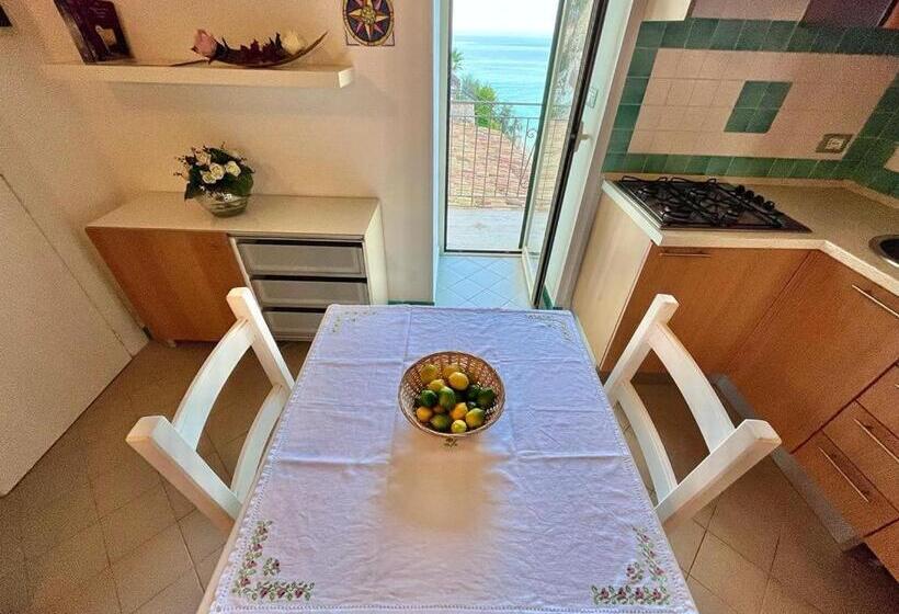 海景标准带阳台一室公寓, Florenza Residence