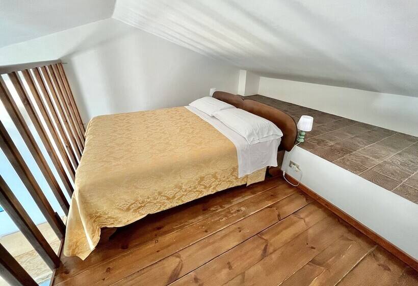 استودیوی استاندارد, Florenza Residence