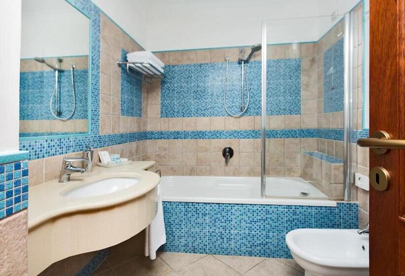 اتاق استاندارد با چشمانداز باغ, Villa Ceselle