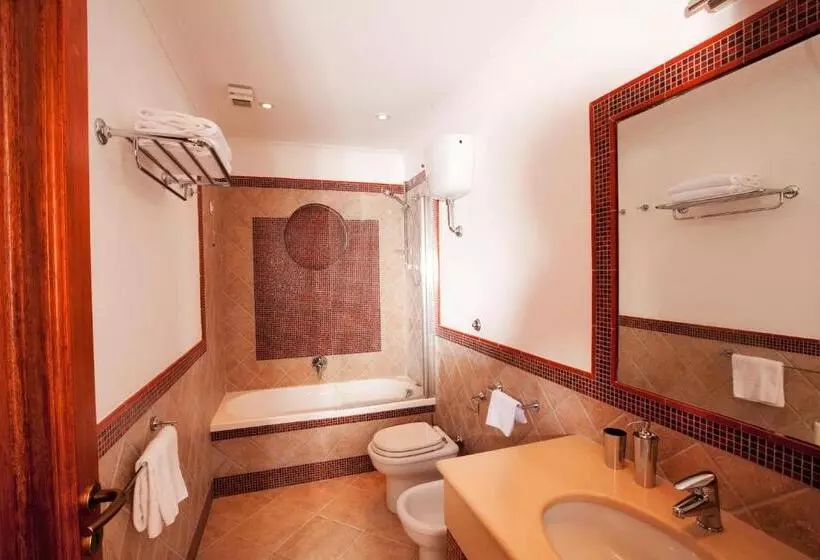 サイドシービュージュニアスイート, Villa Ceselle