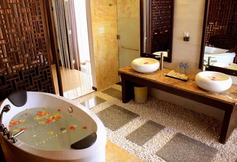 سوییت, Villa Del Sol Beach Resort & Spa