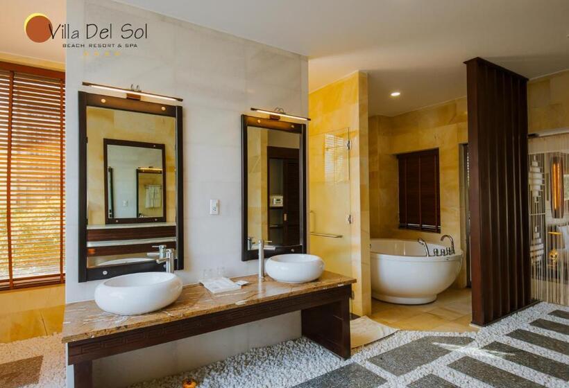 اتاق پریمیوم با چشمانداز باغ, Villa Del Sol Beach Resort & Spa