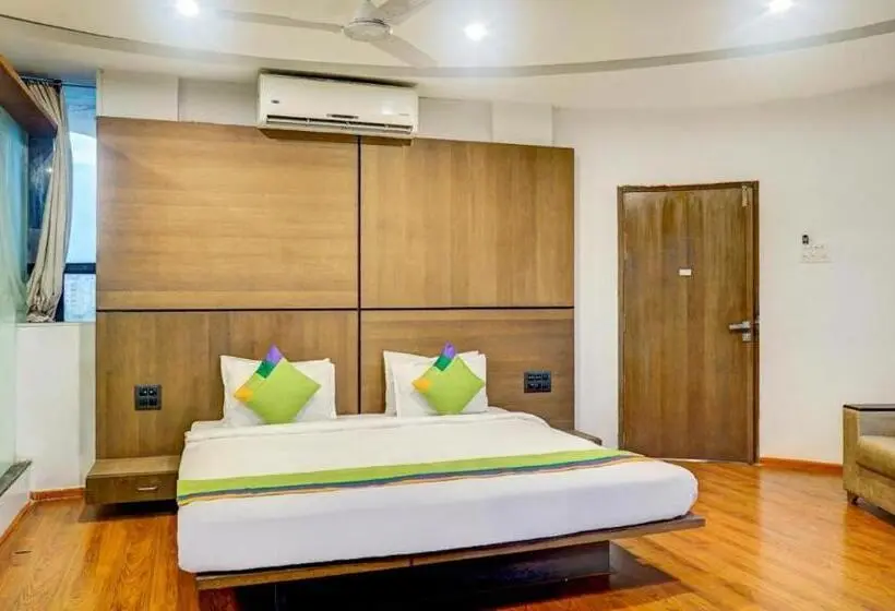 Executive-sviitti, Shivas Inn