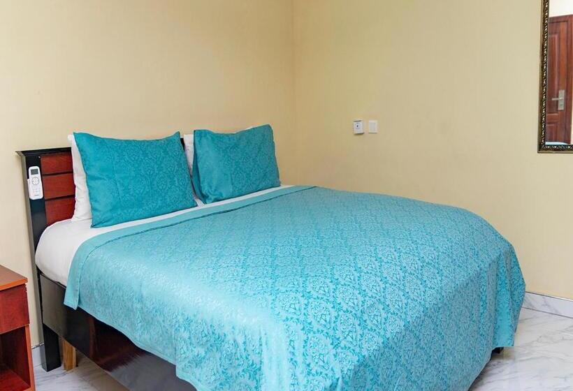 اتاق لوکس با تخت بزرگ, La Viv Royal