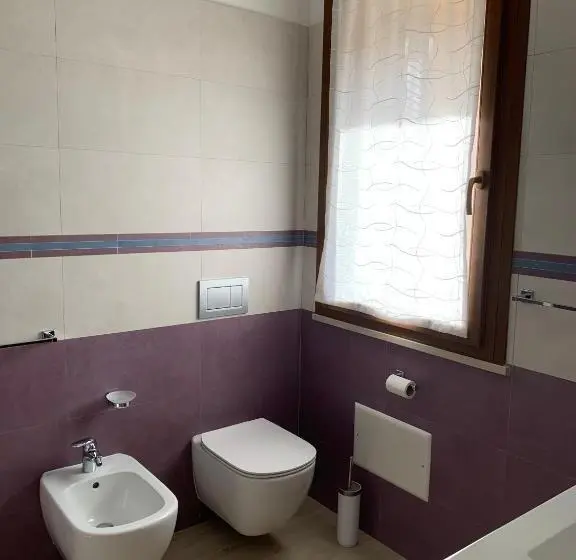 اتاق استاندارد سه نفره, Casa Fiorita