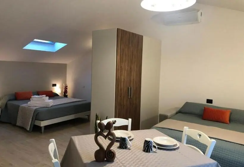استودیو استاندارد با بالکن, Casa Fiorita