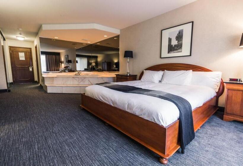 キングサイズベッドのスタンダードルーム, Hôtel Et Centre De Villégiature Lac Carling