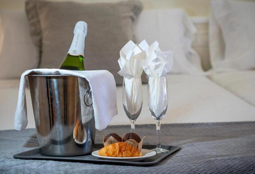 Люкс, La Mota By Punta25 Hotels Group