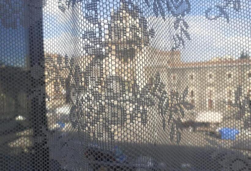 اتاق سوپریور با تخت بزرگ, Borgo San Giovanni Rooms Catania