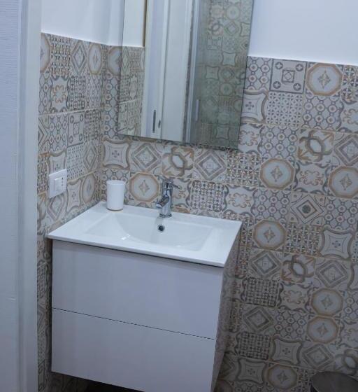 اتاق استاندارد با تخت بزرگ, Borgo San Giovanni Rooms Catania