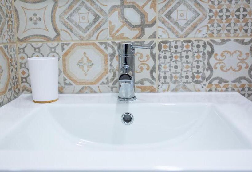 اتاق استاندارد با تخت بزرگ, Borgo San Giovanni Rooms Catania