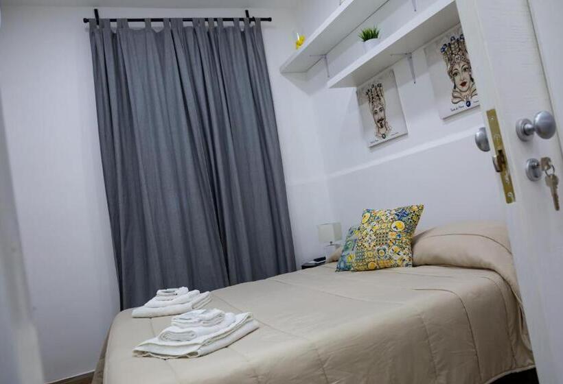 اتاق استاندارد با تخت بزرگ, Borgo San Giovanni Rooms Catania