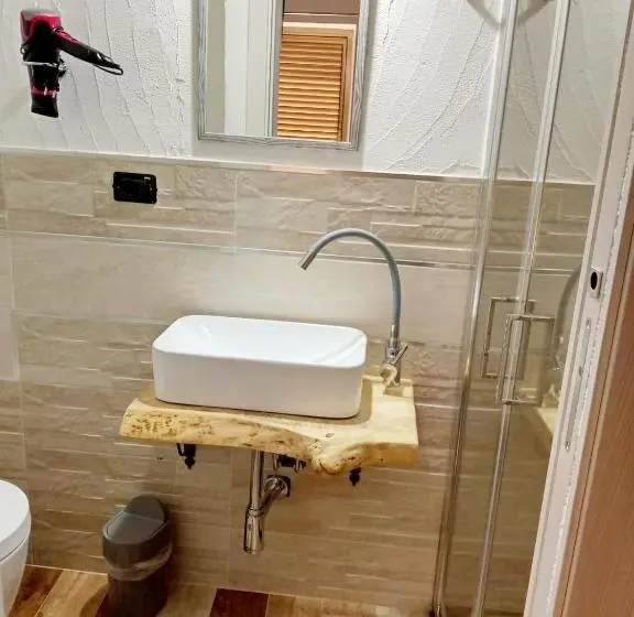 Standard-huone Puutarhanäkymä, B&b Santu Giuvanni
