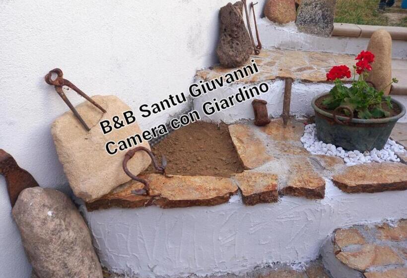חדר סטנדרט נוף לגינה, Un Tuffo Nel Passato B&b Santu Giuvanni