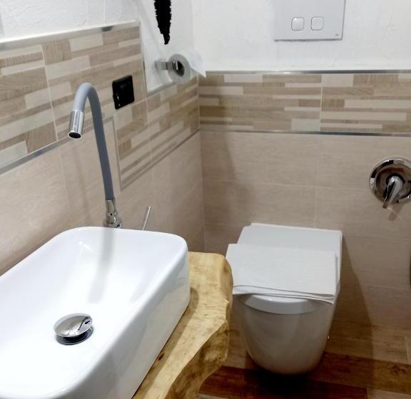 חדר בסיסי, Un Tuffo Nel Passato B&b Santu Giuvanni