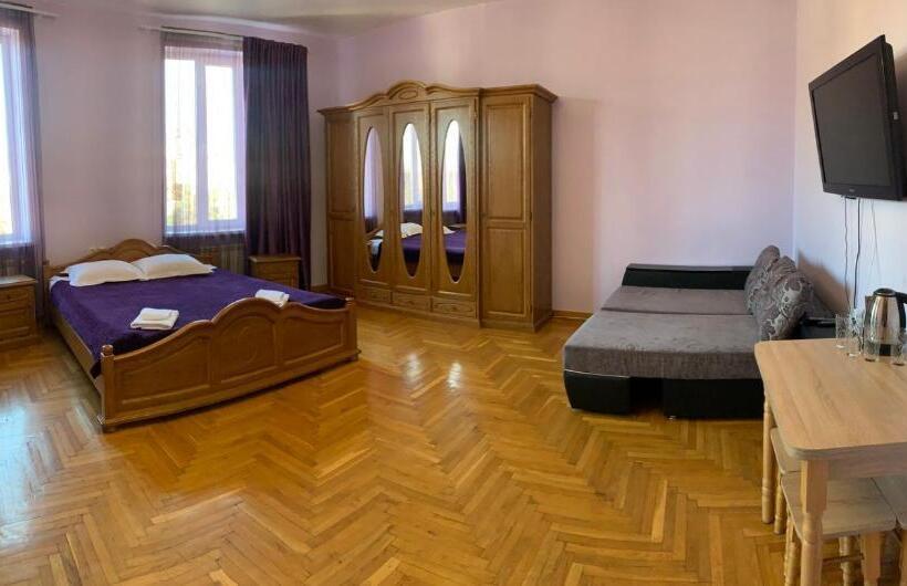 اتاق استاندارد چهار تخته, Mini Hotel Sakvoyage